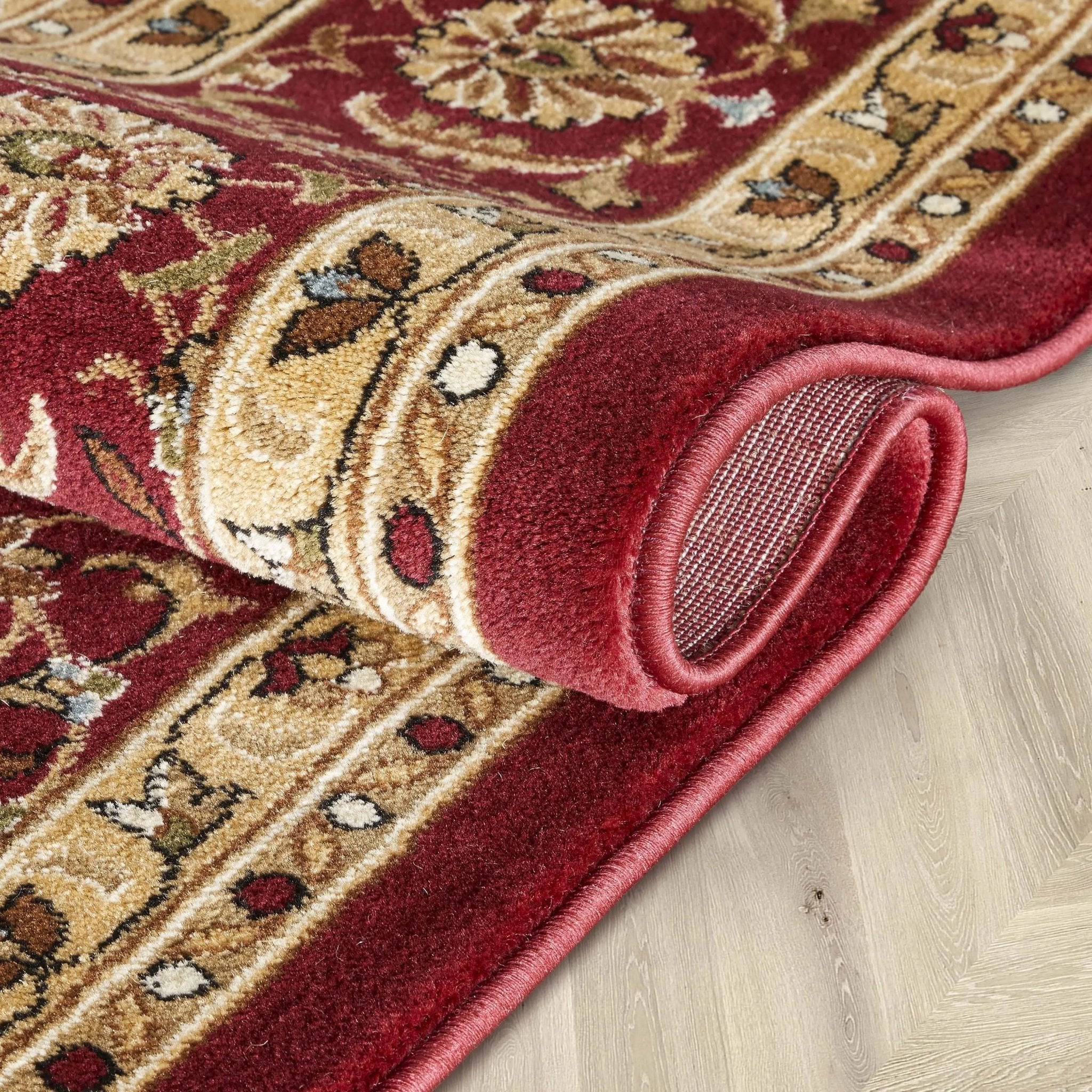Aviva Red Traditional Rug Well Woven