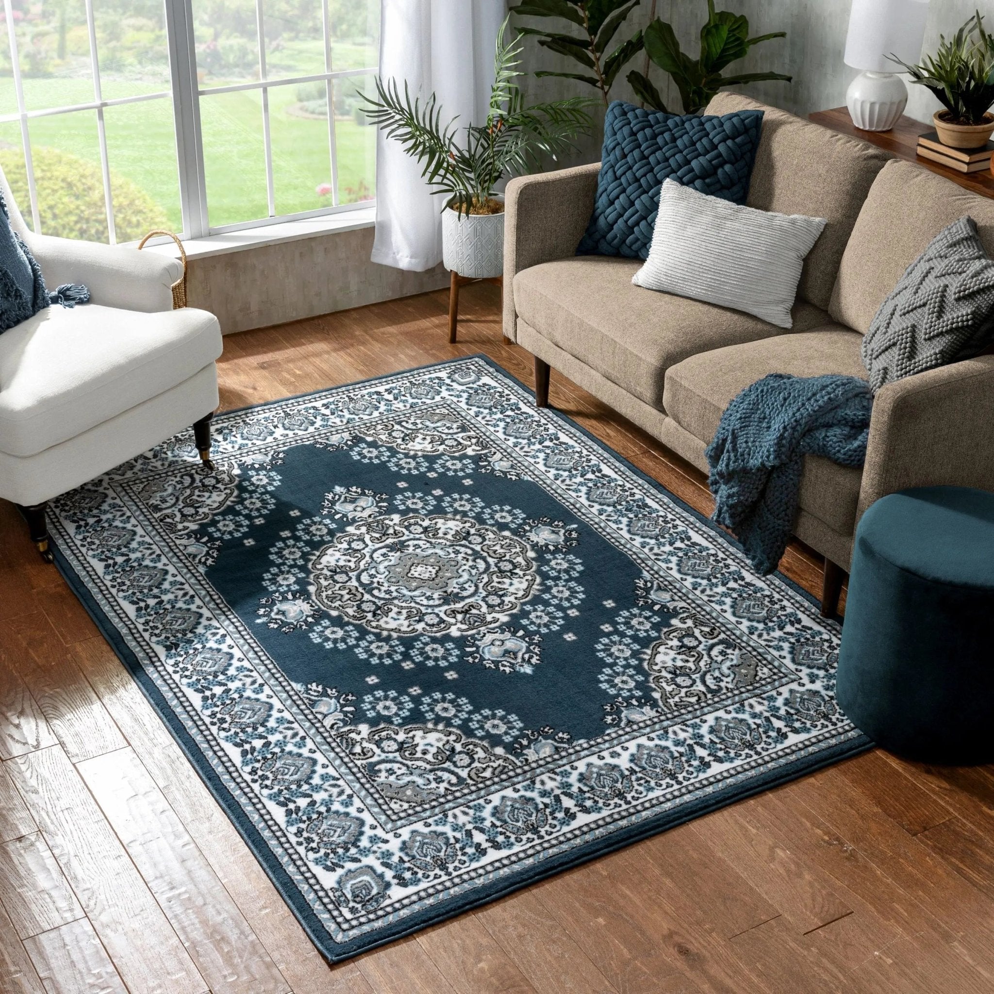 Malika Traditional Medallion Persian Floral Dark Blue 5'3" x 7'3" Rug Well Woven