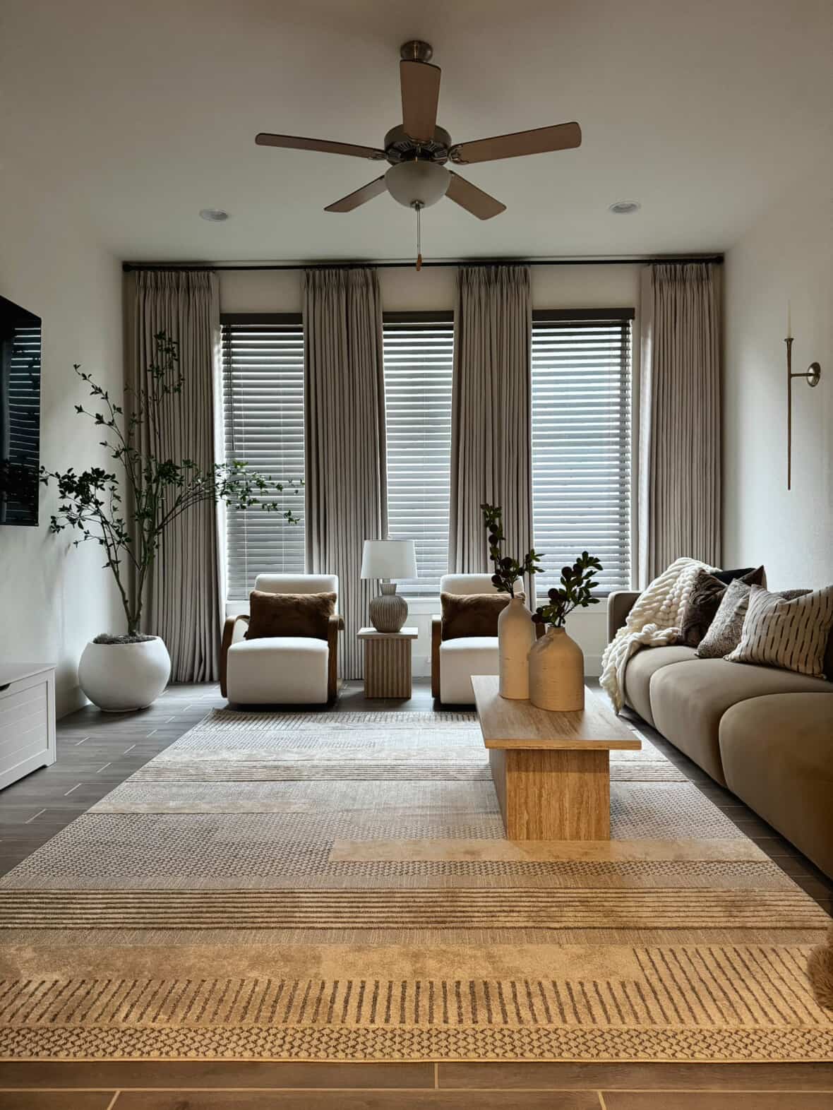 Briar Tribal Geometric Abstract Beige Looped Pile Rug
