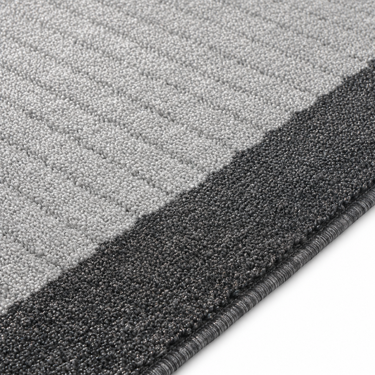 Essential Lane Graphite runner rug close-up edge detail