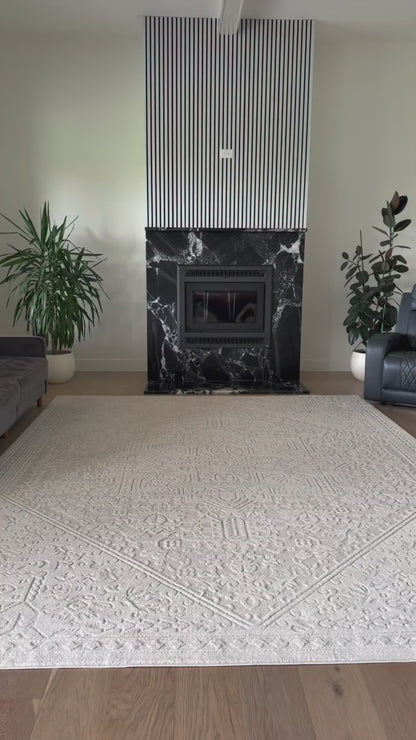 Cloud Medallion Heriz Soft Ivory Rug