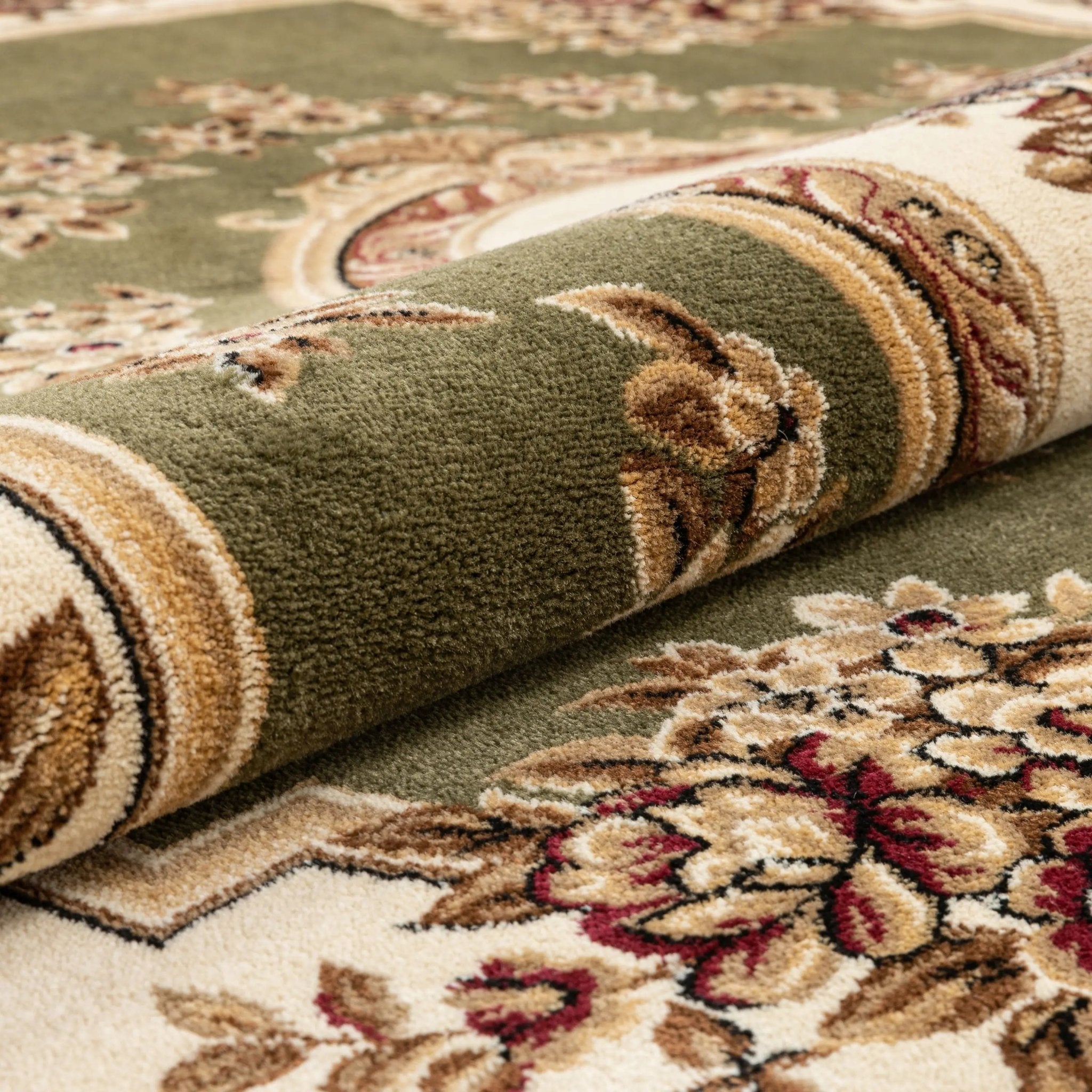 Le Petit Palais Green Traditional Rug Well Woven