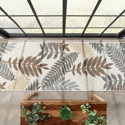Mariah Modern Floral Indoor/Outdoor Ivory High-Low Rug Well Woven