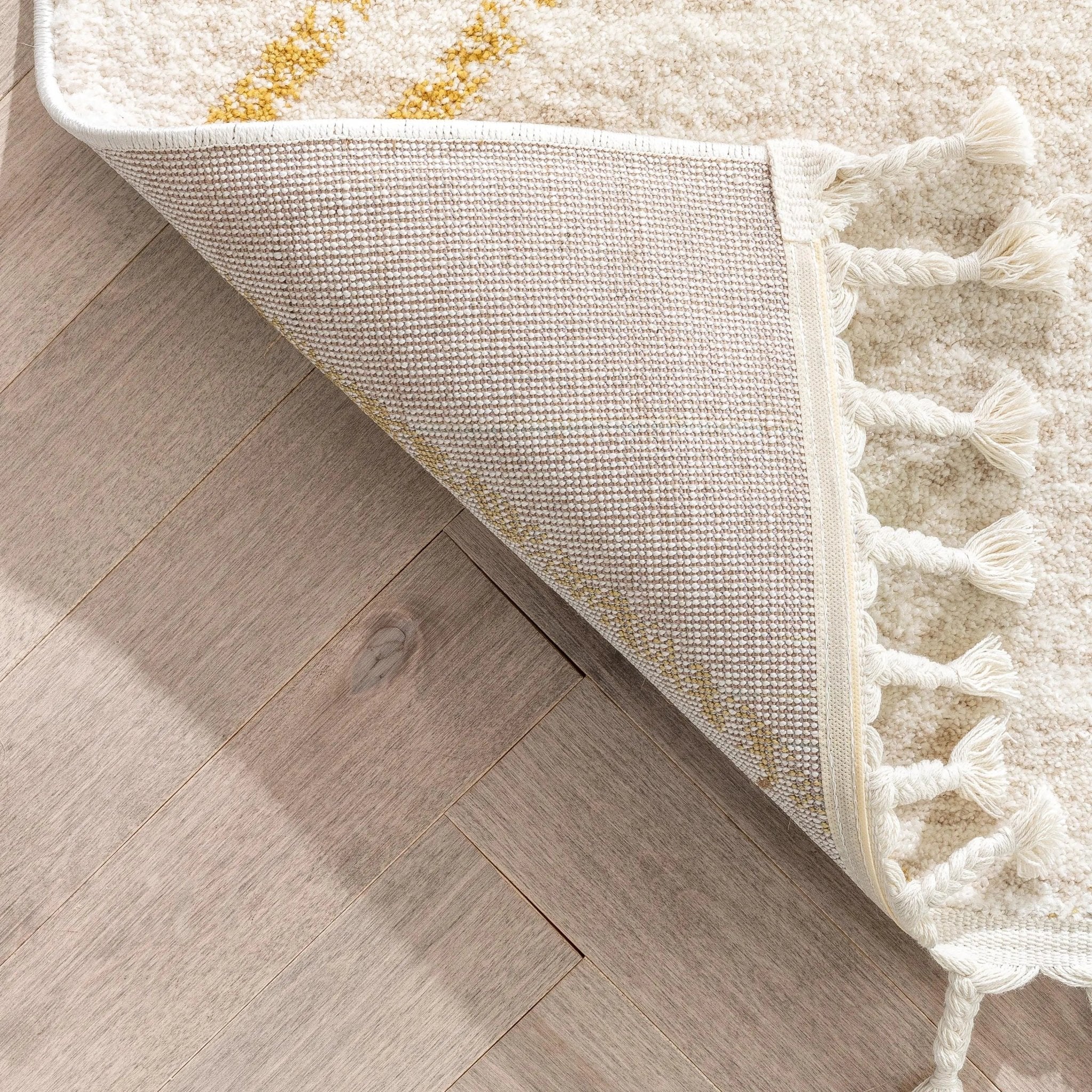 Reeve Modern Chevron Zig-Zag Yellow Ivory Kids Rug Well Woven