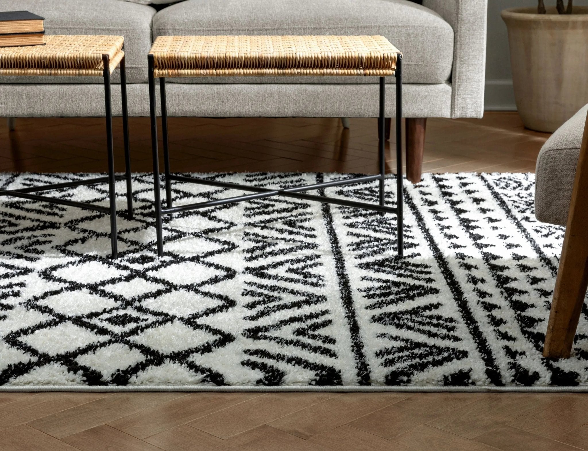Tayanna Tribal Moroccan Ivory Shag Rug Well Woven