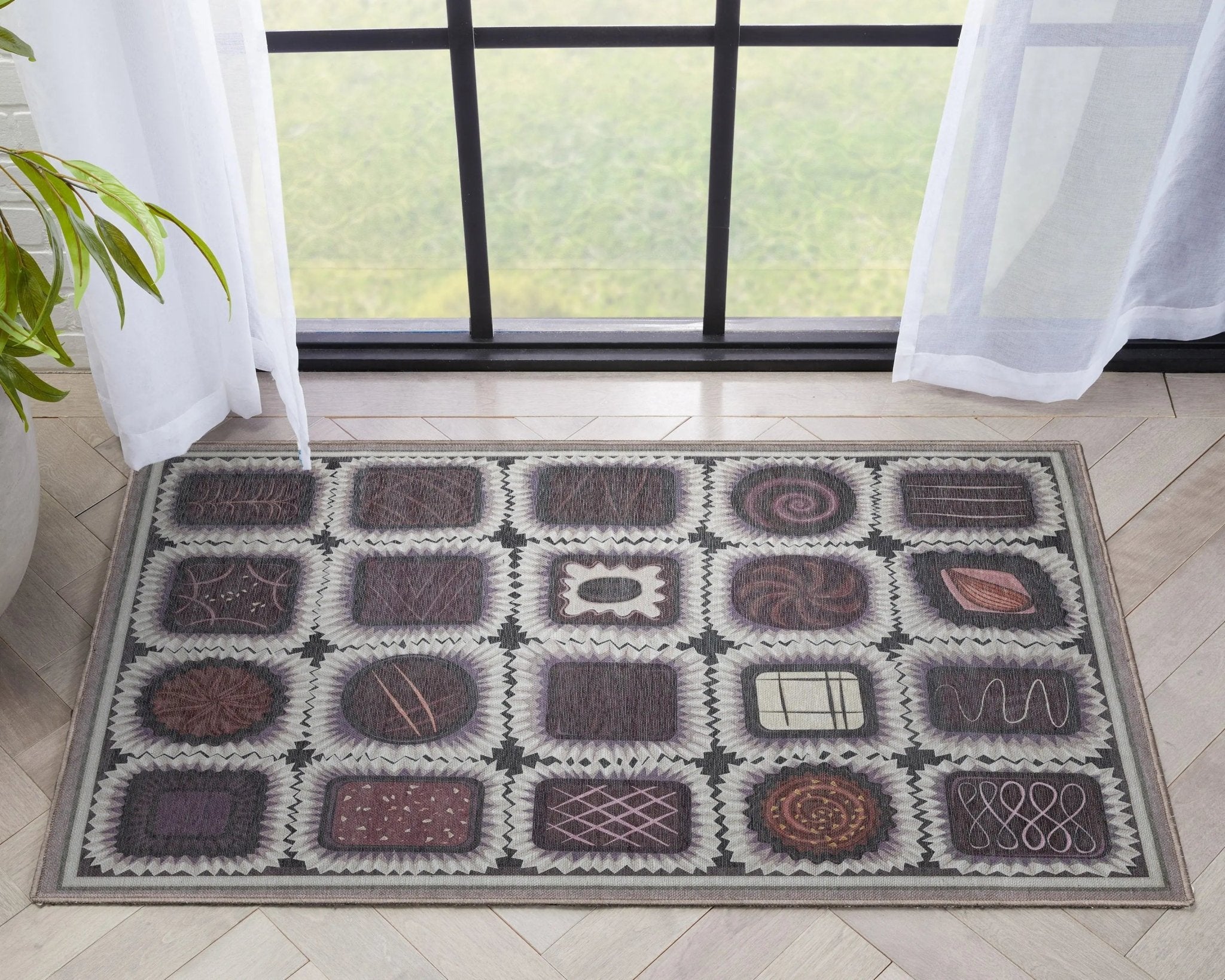 Chocolate Box Novelty Brown Flat-Weave Rug Well Woven