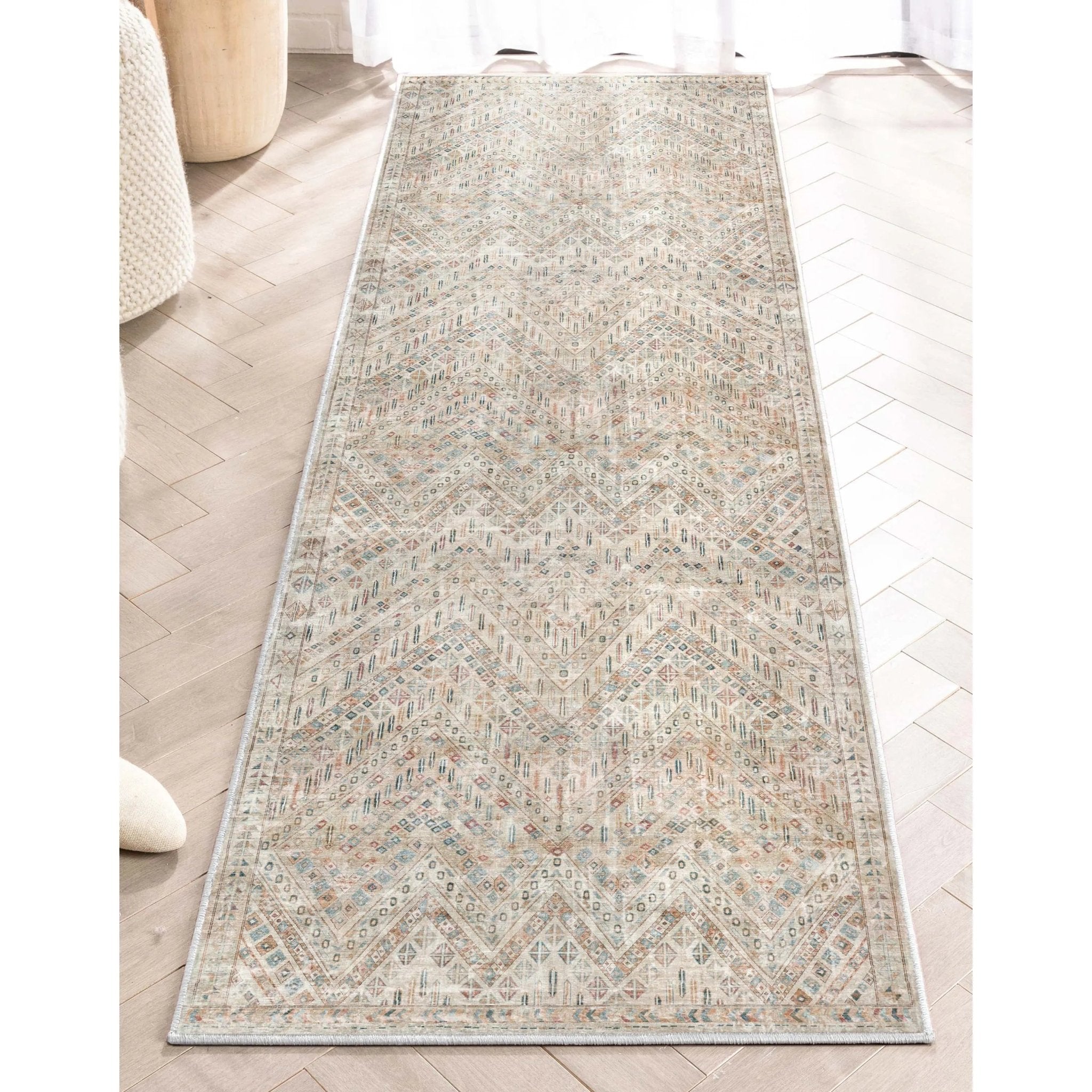 Anya Vintage Tribal Chevron Ivory Flat-Weave Rug Well Woven